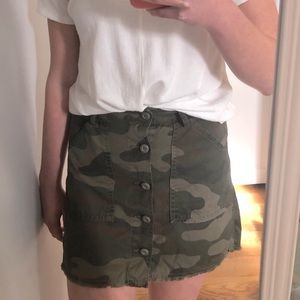 American eagle camo skirt